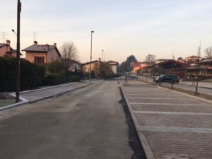 piazzale posteggio Palazzetto dello sport