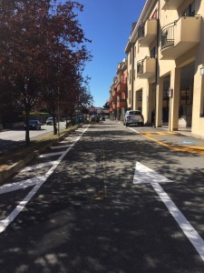 via Tevere, eliminati i posti auto