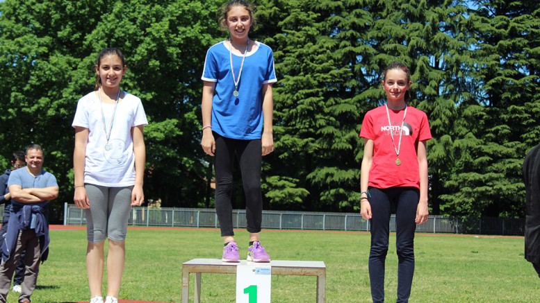 Scuola media giornata sportiva premiazioni