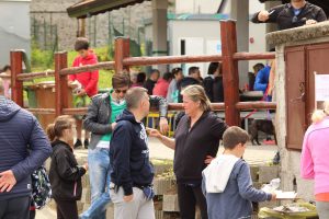 MANGIA BEVI CORRI CAMMINA